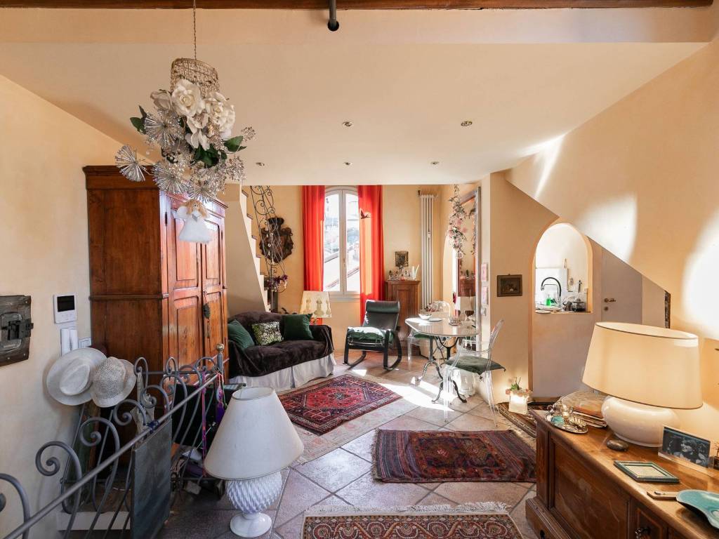 appartamento in vendita a Bologna in zona Centro Storico