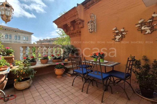 appartamento in vendita a Bologna in zona Centro Storico