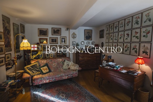 appartamento in vendita a Bologna in zona Santo Stefano