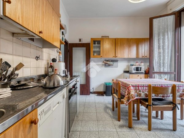 appartamento in vendita a Bologna in zona Quartiere Porto