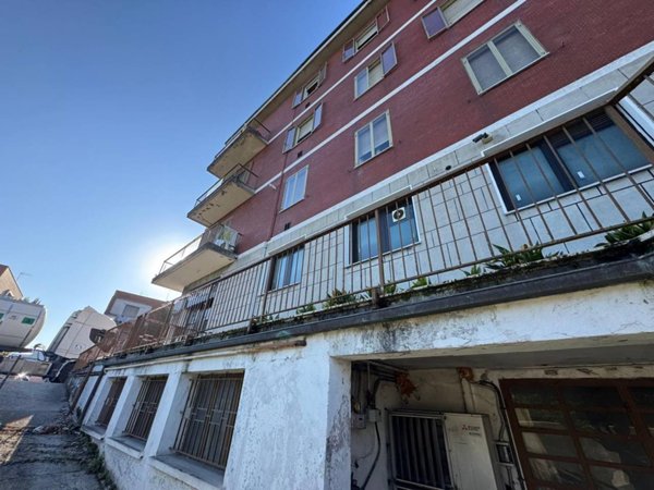 locale di sgombero in vendita a Bologna in zona Quartiere Navile