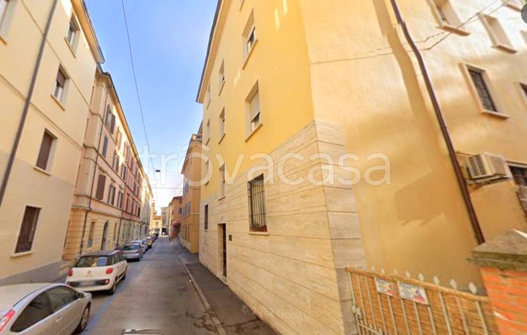 appartamento in vendita a Bologna in zona Saragozza