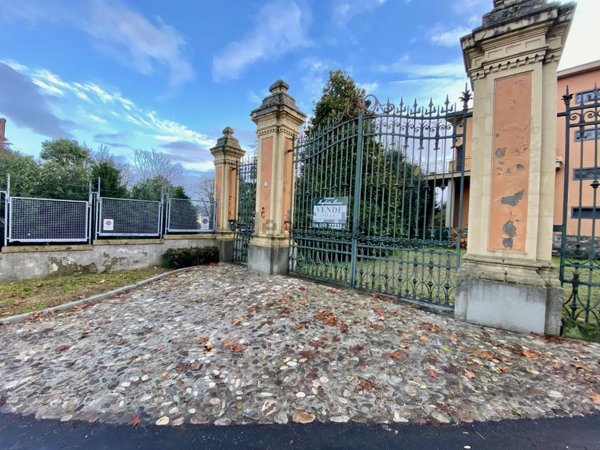 casa indipendente in vendita a Bologna in zona Savena