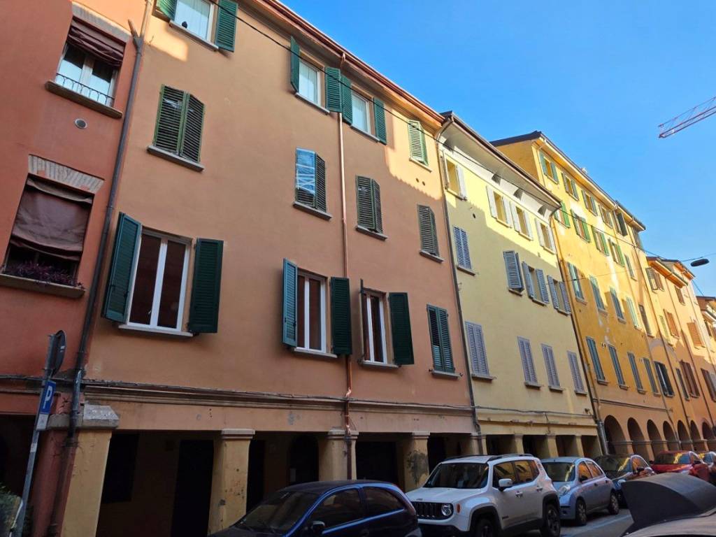 appartamento in vendita a Bologna in zona Santo Stefano