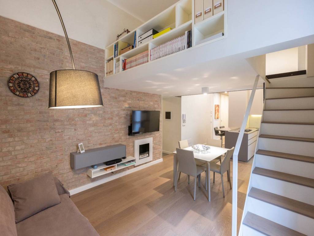 appartamento in vendita a Bologna in zona Santo Stefano