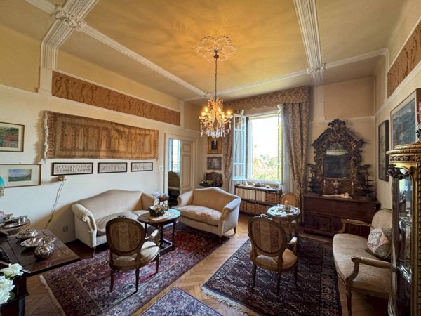 appartamento in vendita a Bologna in zona Santo Stefano