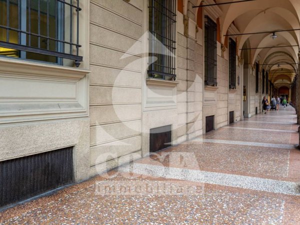 ufficio in vendita a Bologna