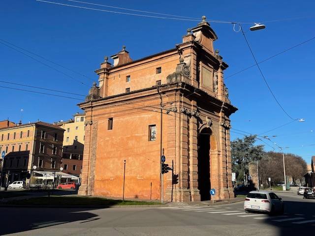 negozio in vendita a Bologna