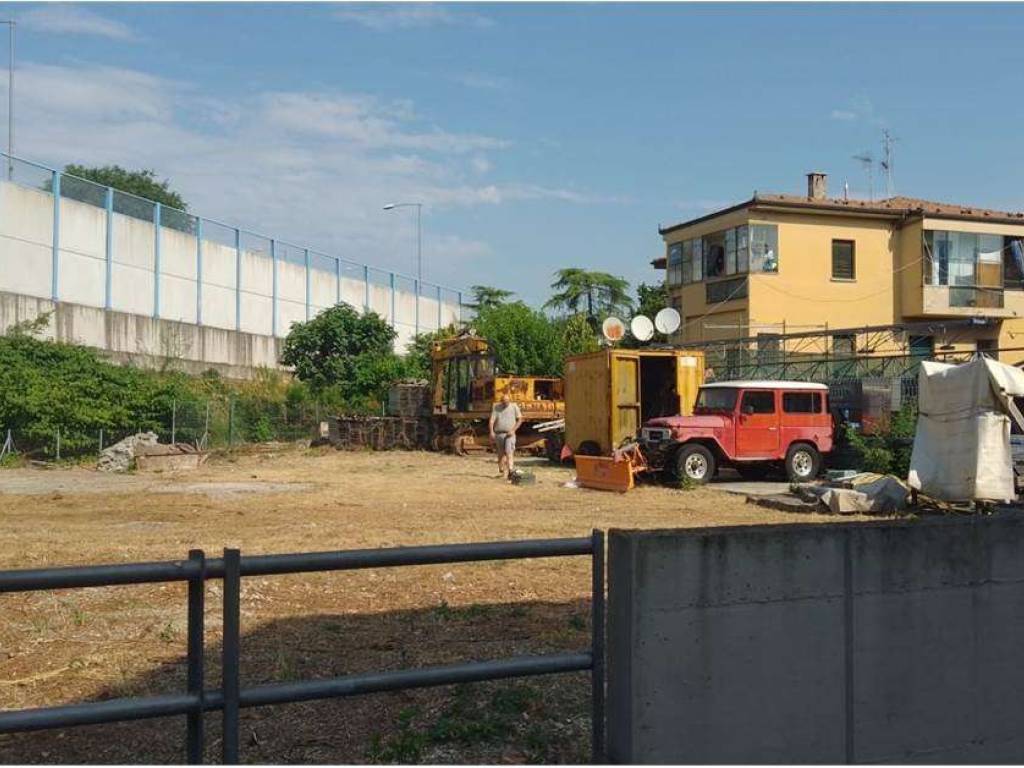 terreno agricolo in vendita a Bologna in zona Quartiere Navile