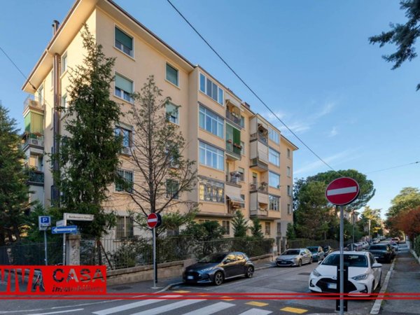 appartamento in vendita a Bologna in zona Colli