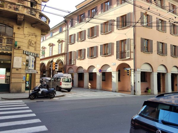 appartamento in vendita a Bologna in zona Centro Storico
