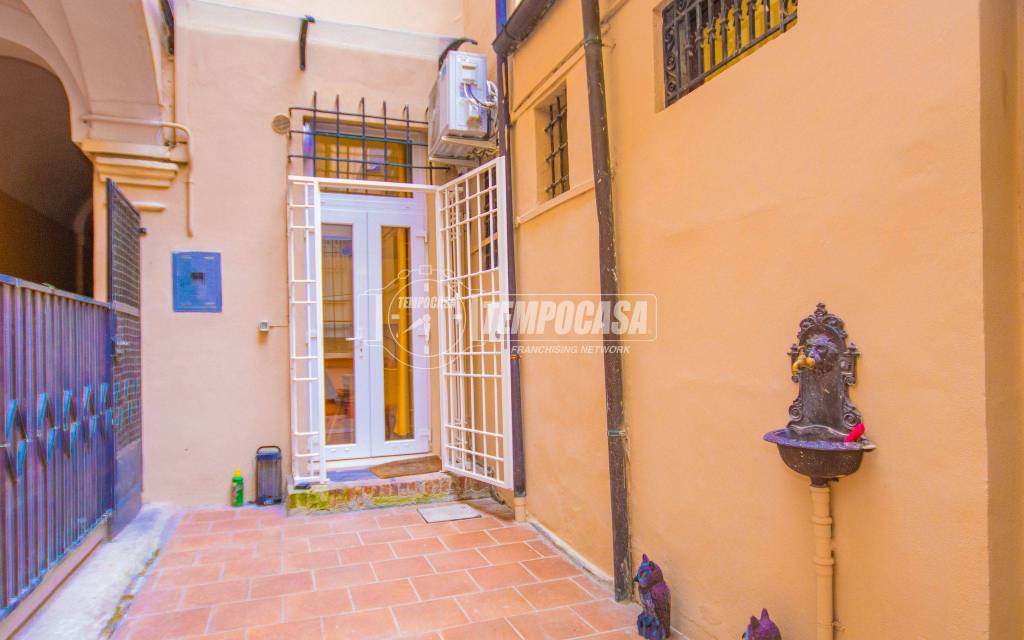 appartamento in vendita a Bologna in zona Quartiere Porto