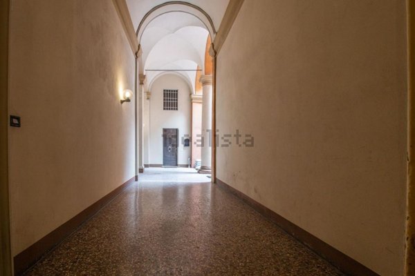 appartamento in vendita a Bologna in zona Centro Storico