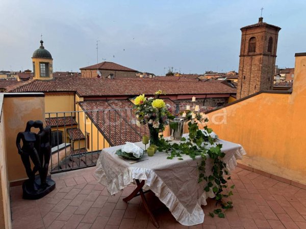 appartamento in vendita a Bologna in zona Quartiere Porto
