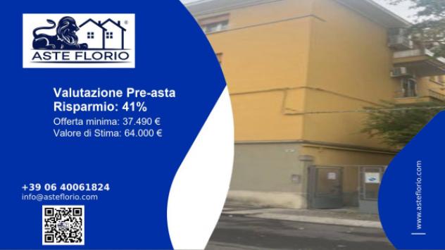 negozio in vendita a Bologna in zona Corticella