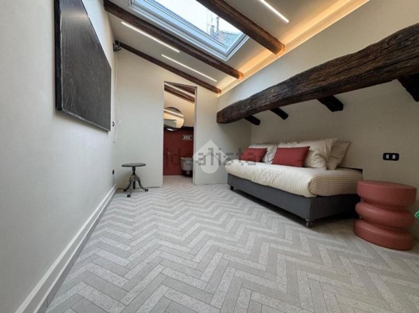 monolocale in vendita a Bologna in zona Centro Storico