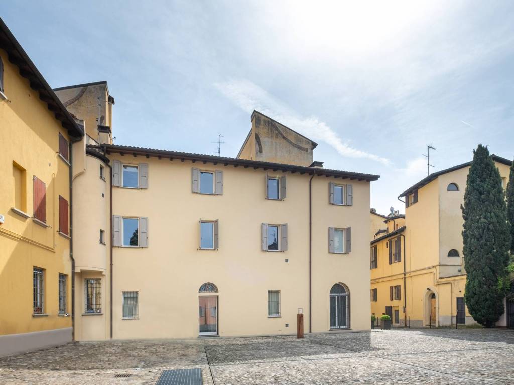 casa indipendente in vendita a Bologna in zona Colli