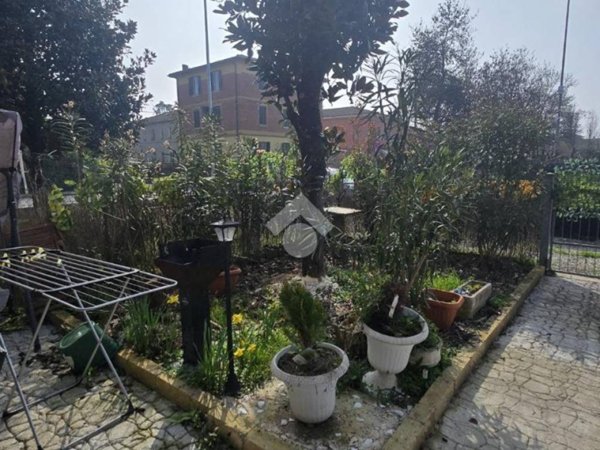 casa indipendente in vendita a Bologna in zona Bolognina