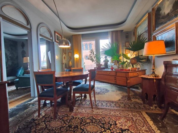 appartamento in vendita a Bologna in zona Centro Storico