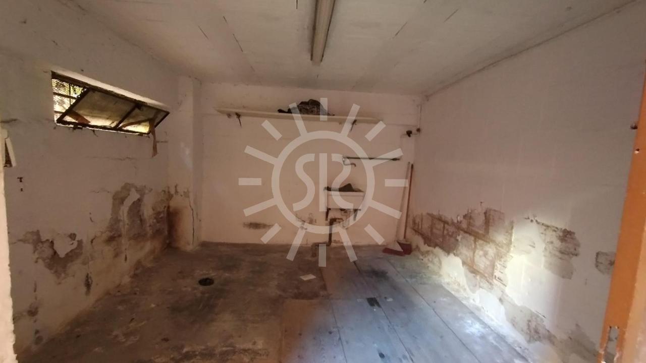 negozio in vendita a Bologna in zona San Vitale