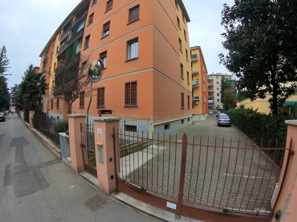 appartamento in vendita a Bologna in zona Santa Viola