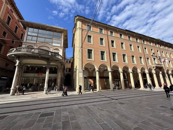 appartamento in vendita a Bologna in zona Centro Storico