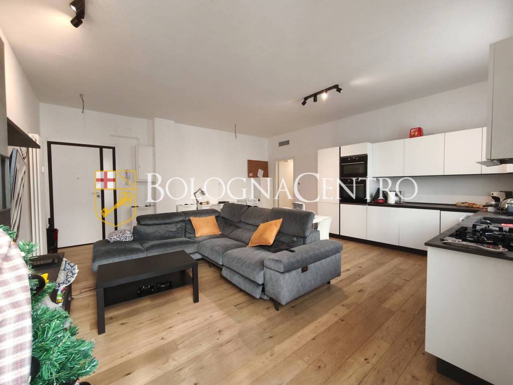 appartamento in vendita a Bologna in zona Quartiere Porto
