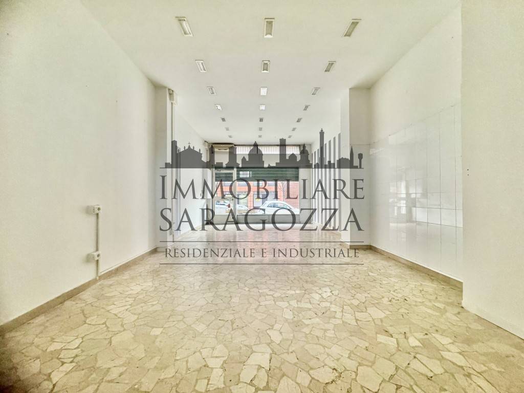 negozio in vendita a Bologna in zona Saragozza