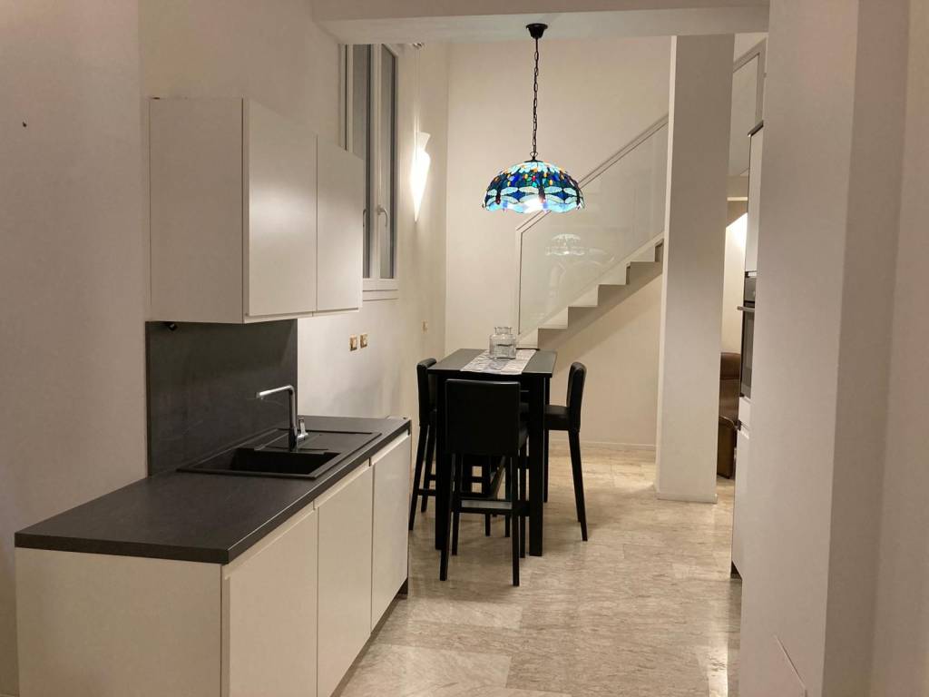 appartamento in vendita a Bologna in zona Santo Stefano