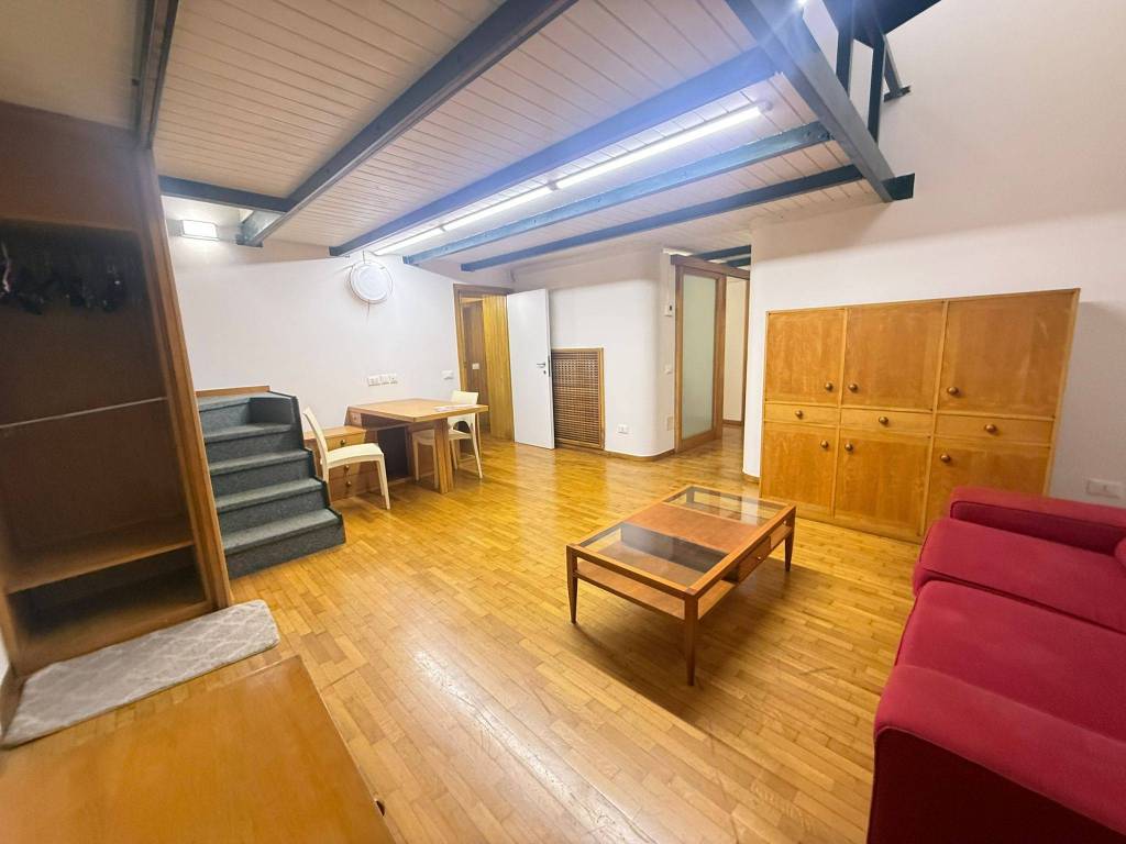 appartamento in vendita a Bologna in zona Saragozza