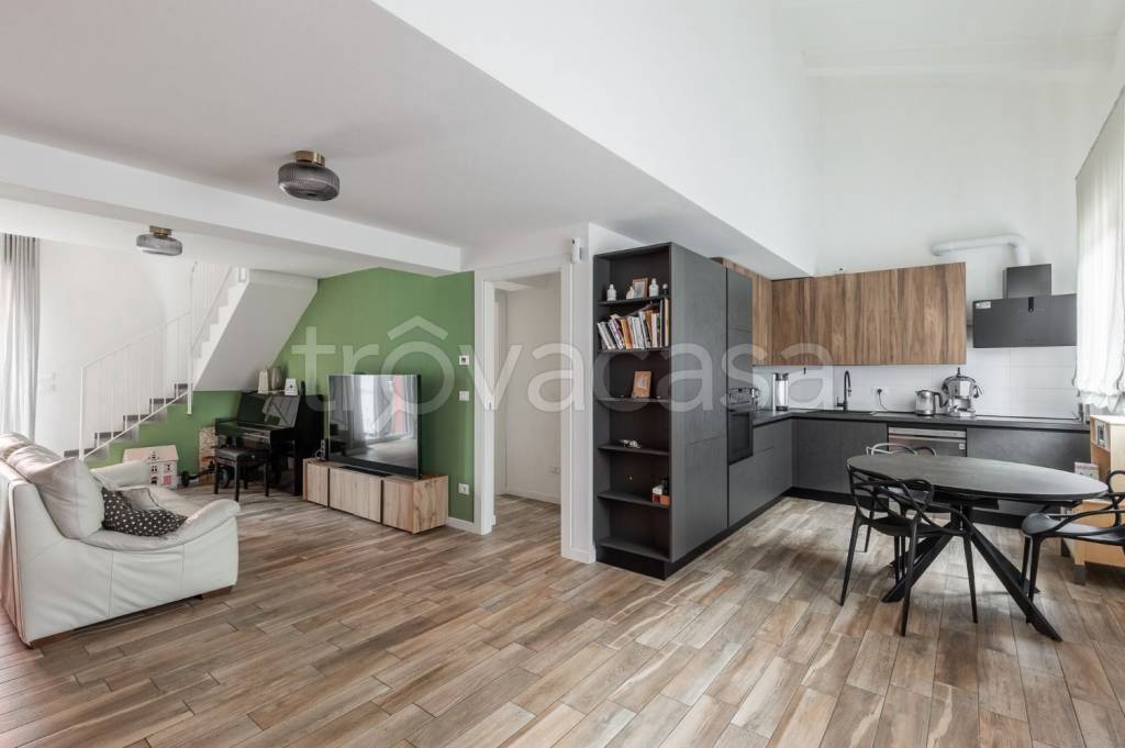 appartamento in vendita a Bologna in zona Savena