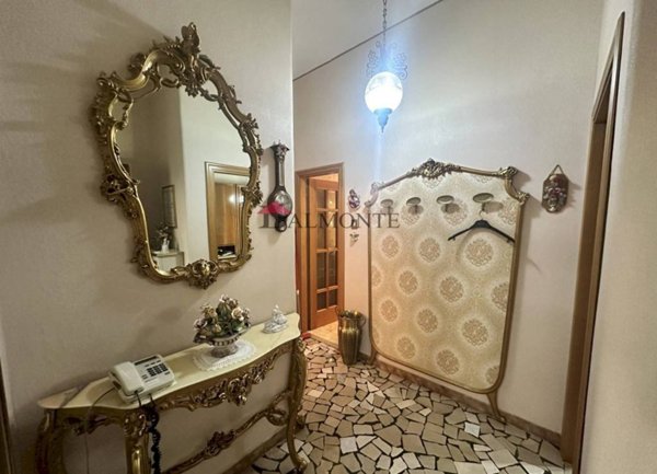 appartamento in vendita a Bologna