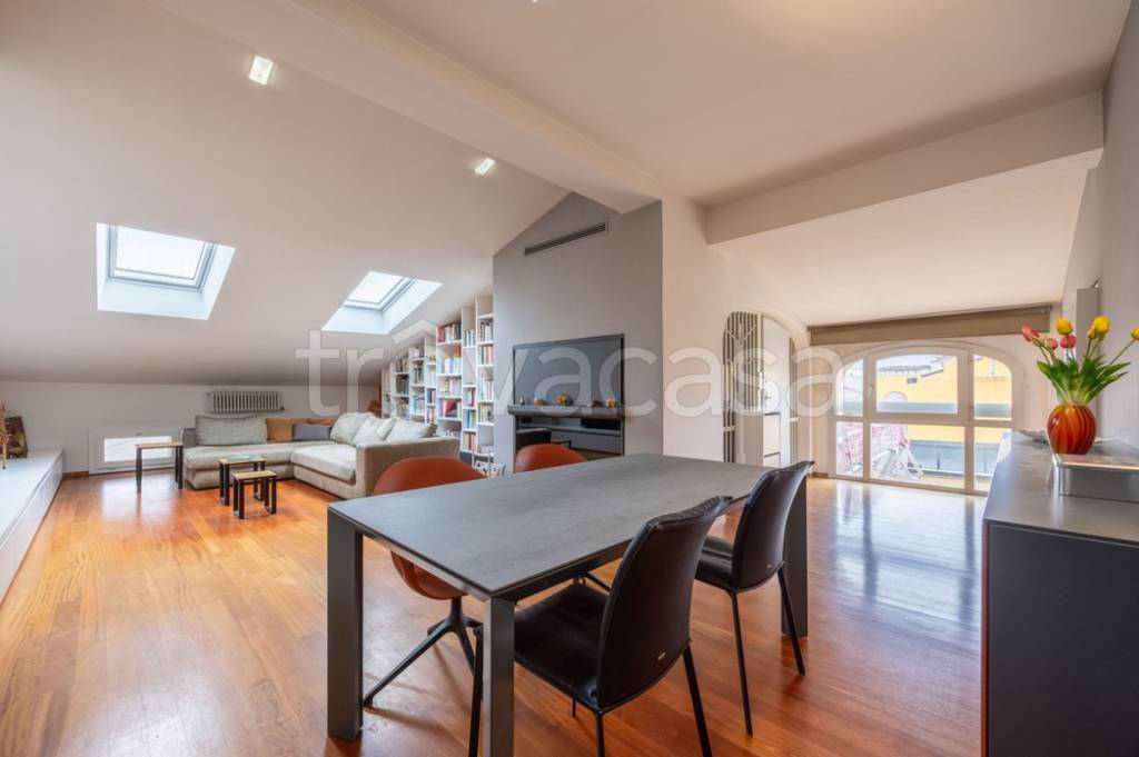 appartamento in vendita a Bologna