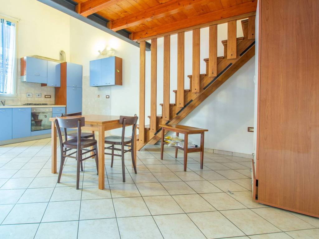 appartamento in vendita a Bologna in zona Saragozza