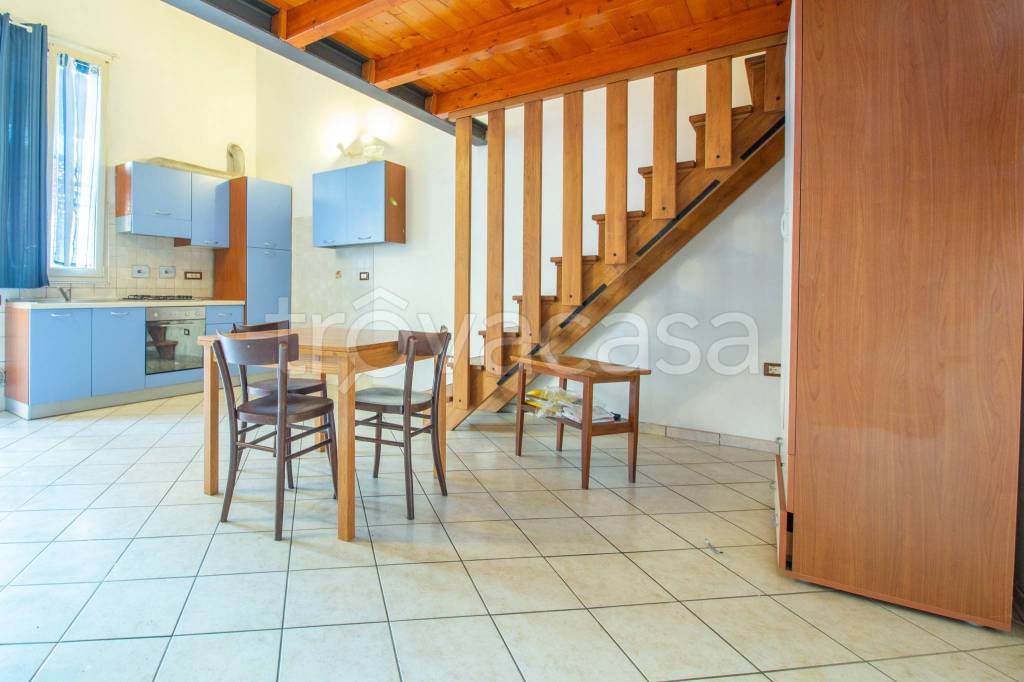 appartamento in vendita a Bologna in zona Saffi