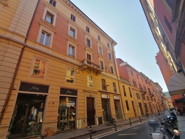 appartamento in vendita a Bologna in zona Centro Storico