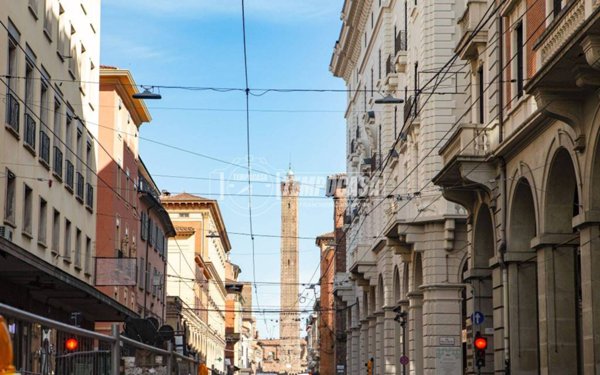 appartamento in vendita a Bologna in zona Centro Storico