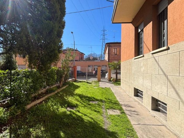 appartamento in vendita a Bologna in zona Santa Viola