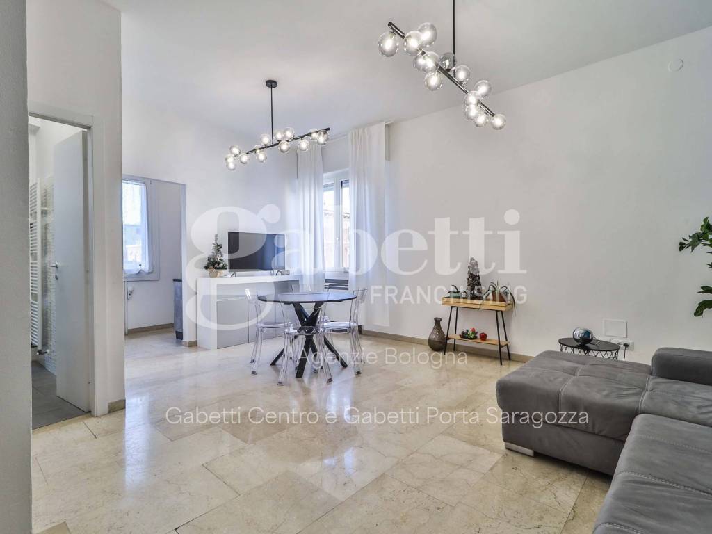 appartamento in vendita a Bologna