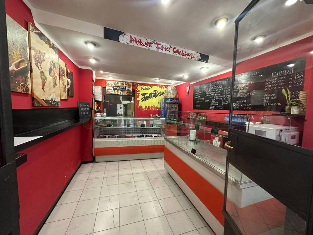 negozio in vendita a Bologna in zona Centro Storico