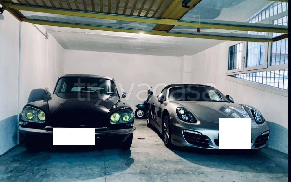 locale di sgombero in vendita a Bologna in zona Santa Viola