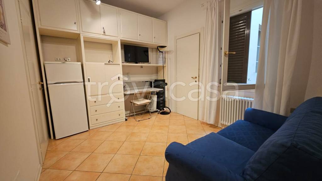 appartamento in vendita a Bologna in zona Saragozza