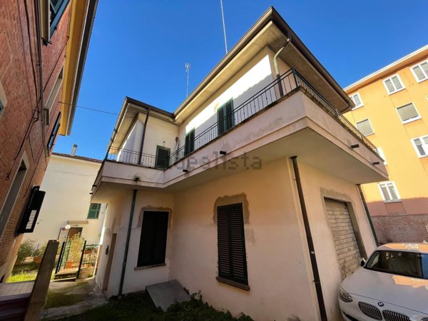 appartamento in vendita a Bologna in zona Quartiere Porto