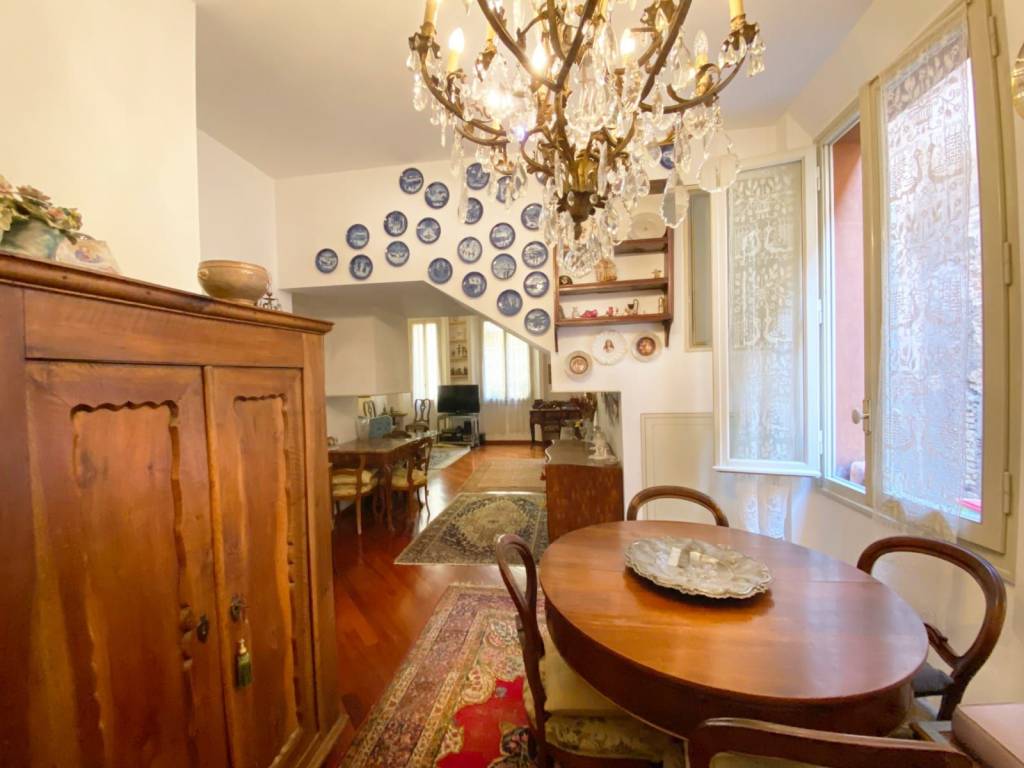 appartamento in vendita a Bologna in zona Centro Storico