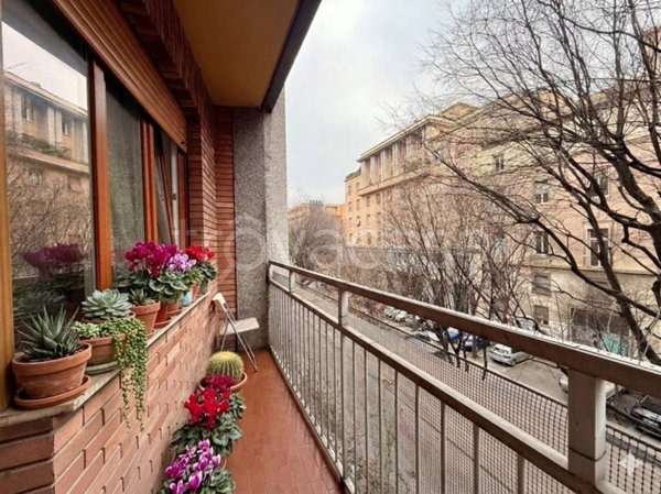 appartamento in vendita a Bologna in zona Quartiere Porto