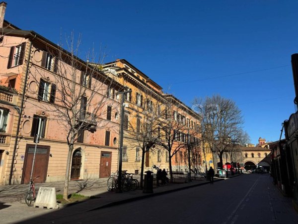 appartamento in vendita a Bologna in zona Centro Storico