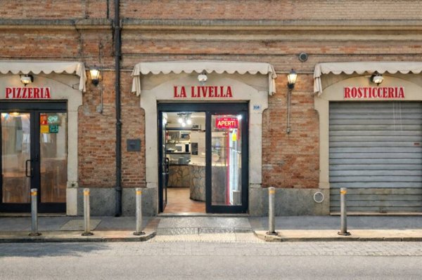 negozio in vendita a Bologna in zona Quartiere Navile