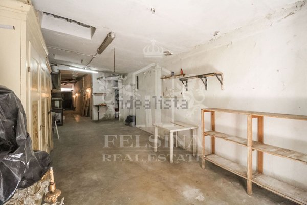 locale di sgombero in vendita a Bologna in zona San Vitale