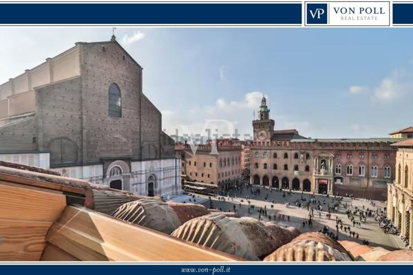 appartamento in vendita a Bologna in zona Centro Storico