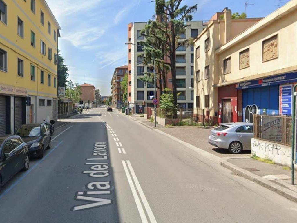 negozio in vendita a Bologna in zona San Donato